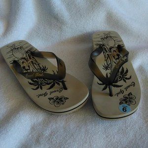 Women's Cruel Girl Hula Flip Flops Size 6